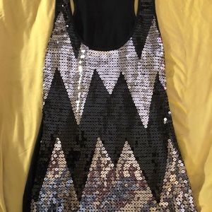 AB studio black v neck sequence black silver tank